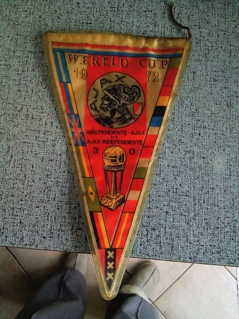 Ajax vaantje uit 1972, Verzamelen, Ophalen, Zo goed als nieuw, Ajax, Vaantje of Sjaal