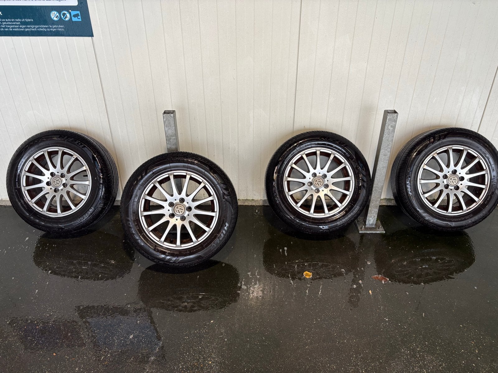 Volkswagen 15 inch velgen met Hifly all-season banden, Auto-onderdelen, Gebruikt, 15 inch, Banden en Velgen, Ophalen of Verzenden