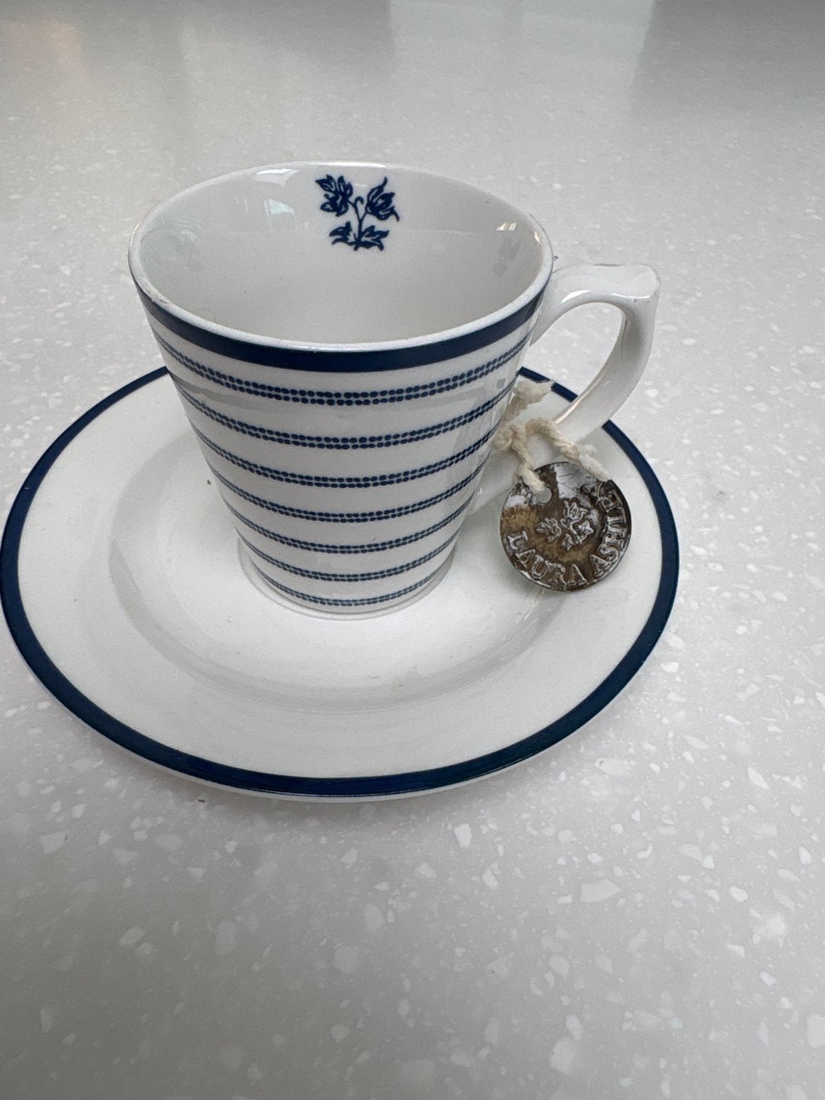 Laura Ashley kop en schotel - Blauw/Wit gestreept, Overige merken, Keramiek, Ophalen of Verzenden, Zo goed als nieuw