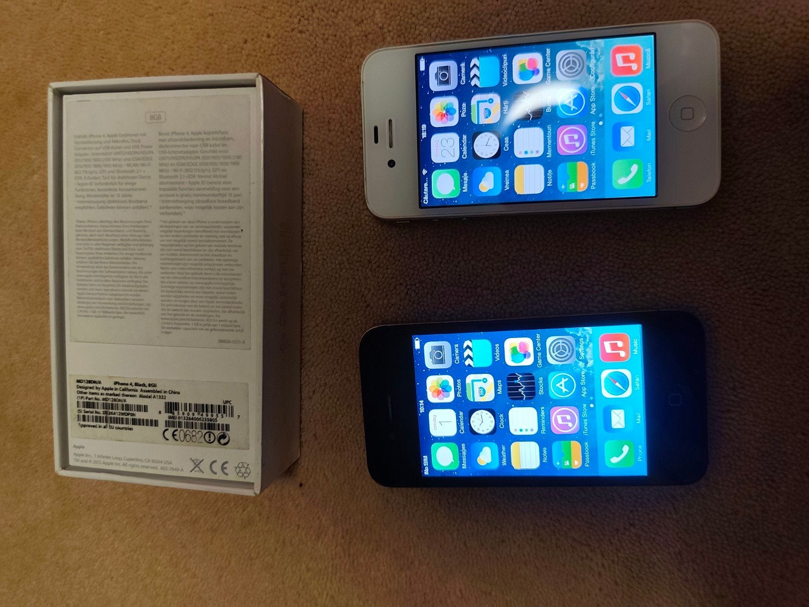 2x Apple iPhone 4 (wit en zwart) met doos, Telecommunicatie, Mobiele telefoons | Apple iPhone, Gebruikt, Zwart, Ophalen of Verzenden