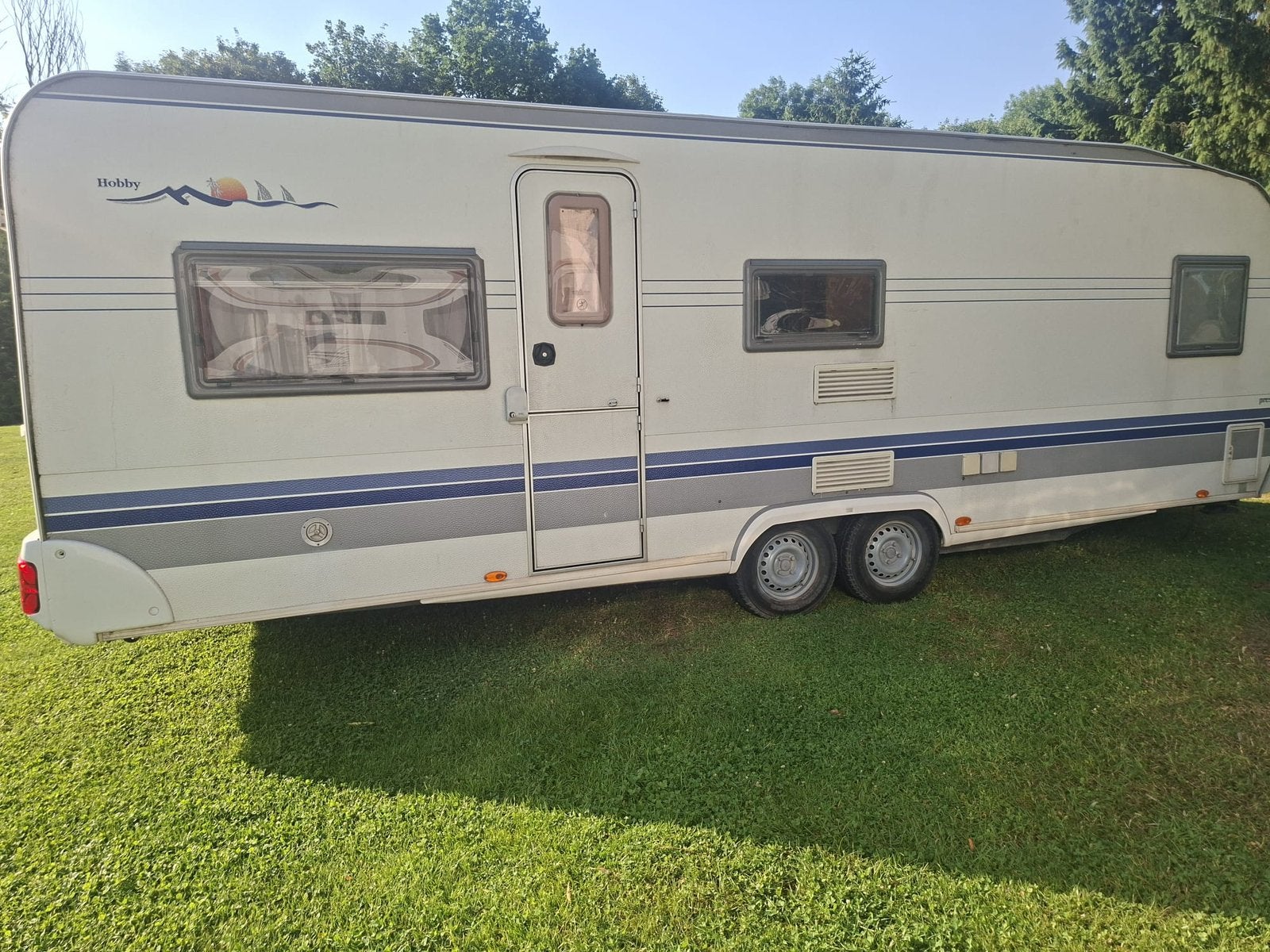 Hobby Prestige Caravan uit 2006 met veel opties en dubbelass, Rondzit, Hobby, Frans bed, Tot en met 5
