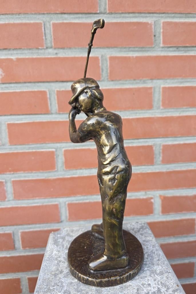 GOLFER / bronzen beeld / 28 cm hoog, Ophalen of Verzenden, Handgemaakt, Beeld