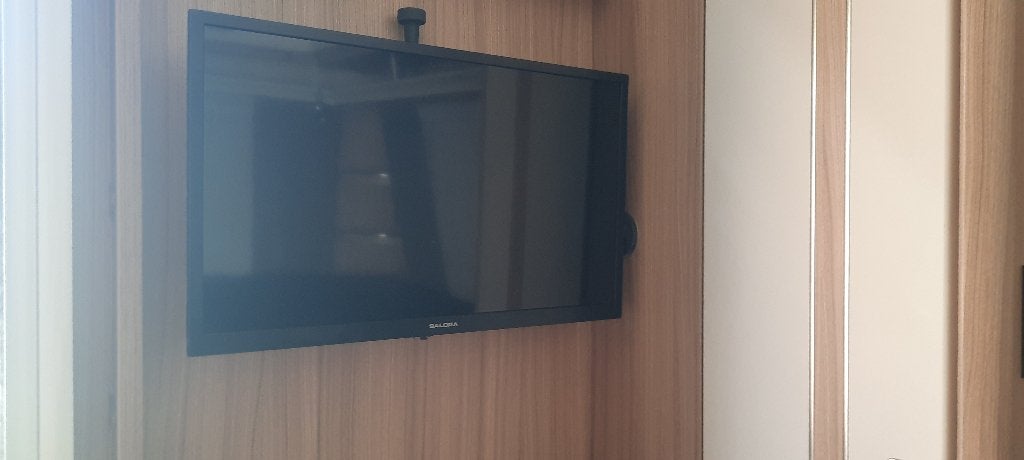 Camping/Caravan TV Solara 24 inch met Schotelontvanger, Gebruikt, 50 Hz, 60 tot 80 cm, Ophalen
