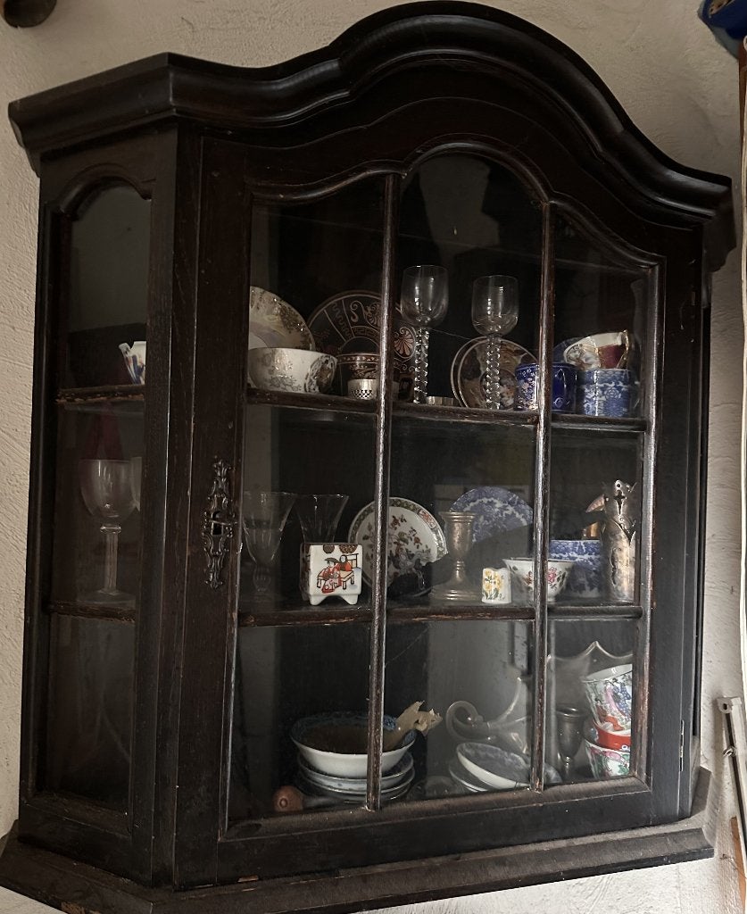 wandkastje vol (oude) snuisterijen  (vitrinekastje), Huis en Inrichting, Ophalen, Gebruikt, 50 tot 100 cm, Klassiek/ oud