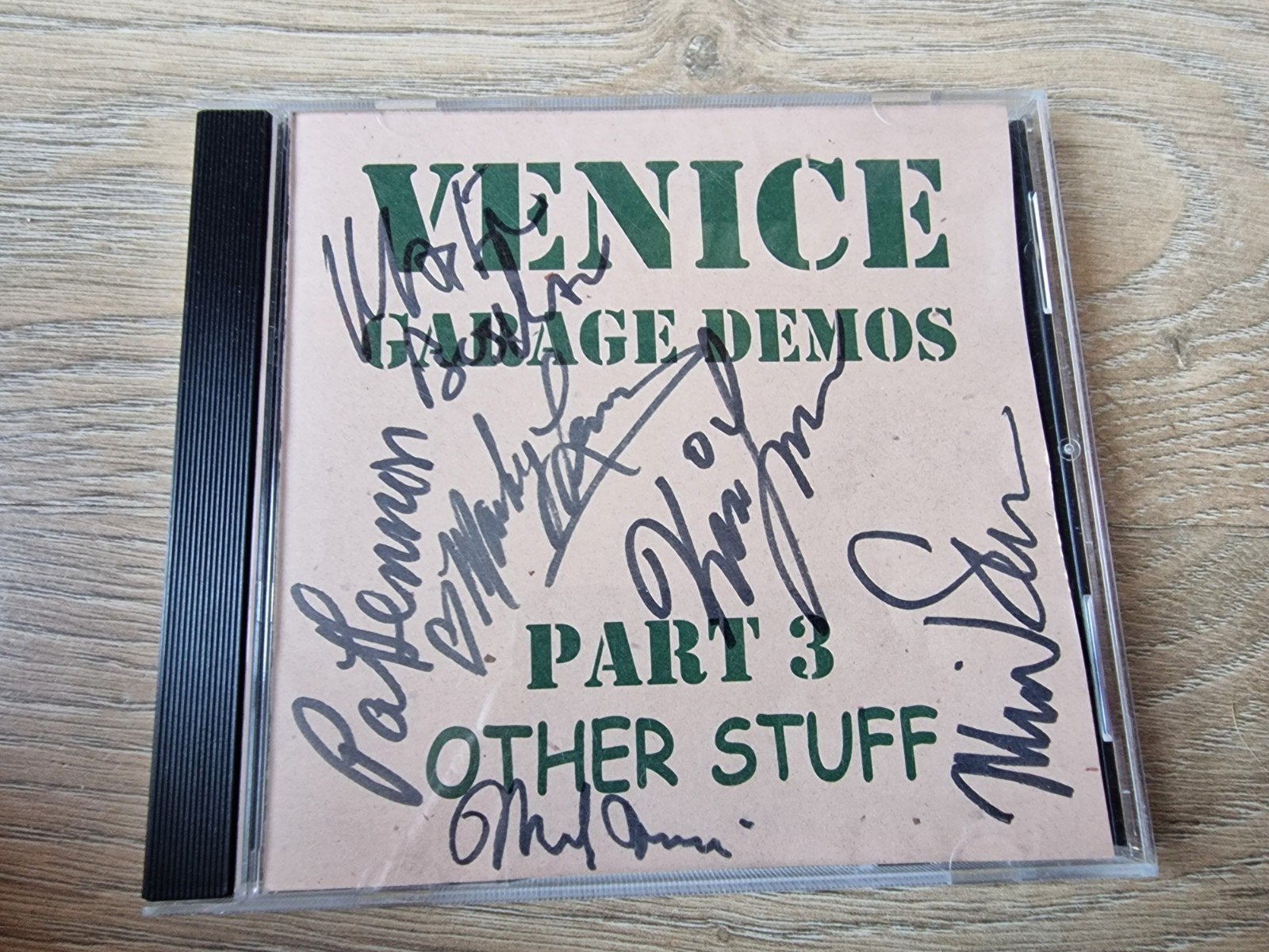 Venice - Garbag Demos Part 3 Other Stuff Gesigneerd CD, Gebruikt, Pop, Ophalen of Verzenden, Gesigneerd