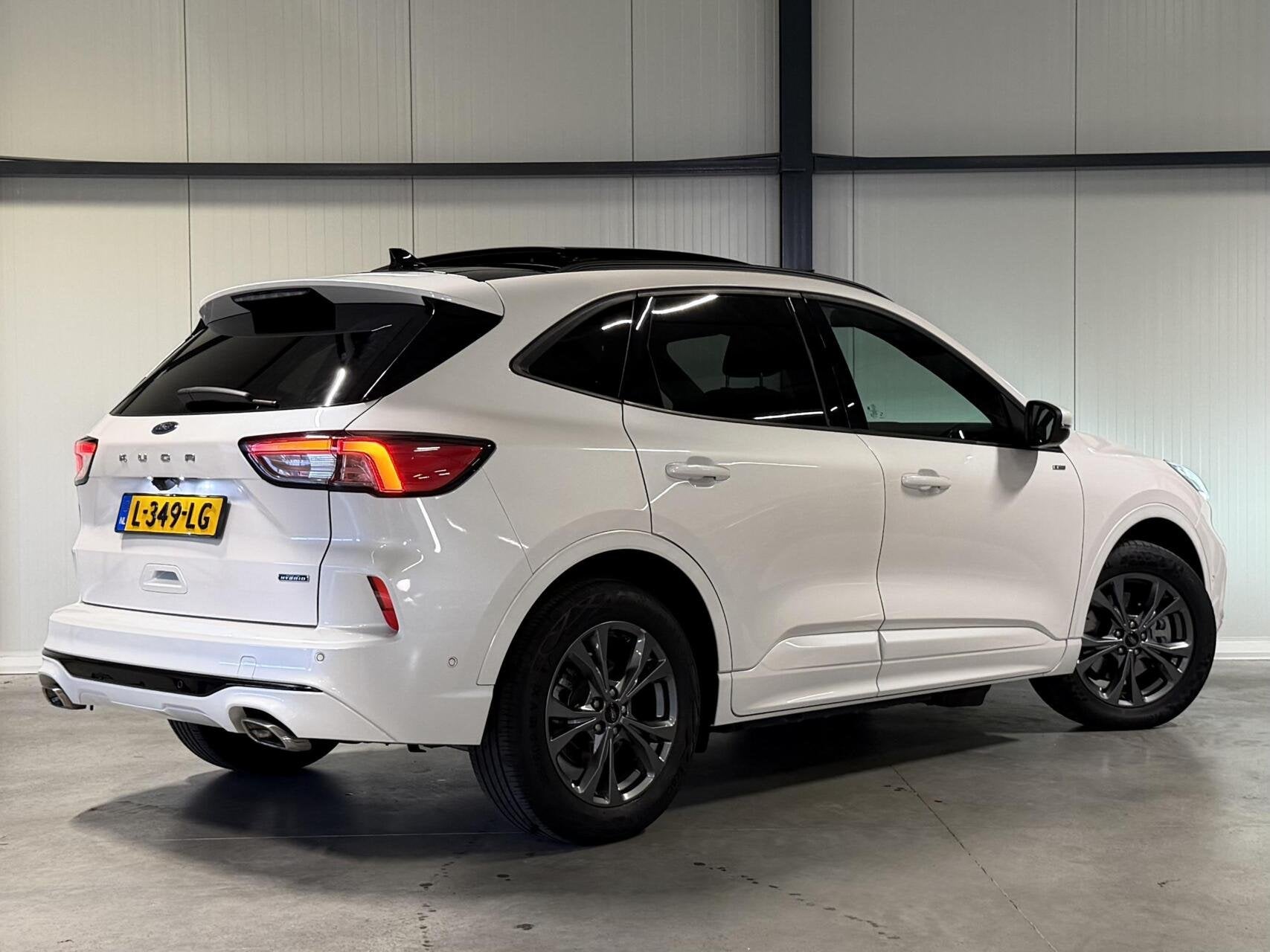 Ford Kuga 2.5 PHEV ST-Line X B&O Pano Camera Winterpack NAP, Auto's, Adaptive Cruise Control, Gebruikt, Euro 6, 4 cilinders