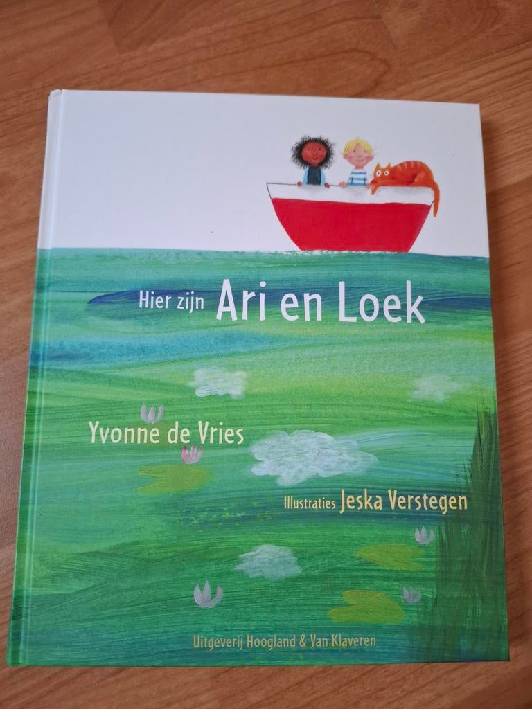 Hier zijn Ari en Loek - Nieuw kinderboek Yvonne de Vries, Ophalen of Verzenden, Nieuw, Yvonne de Vries