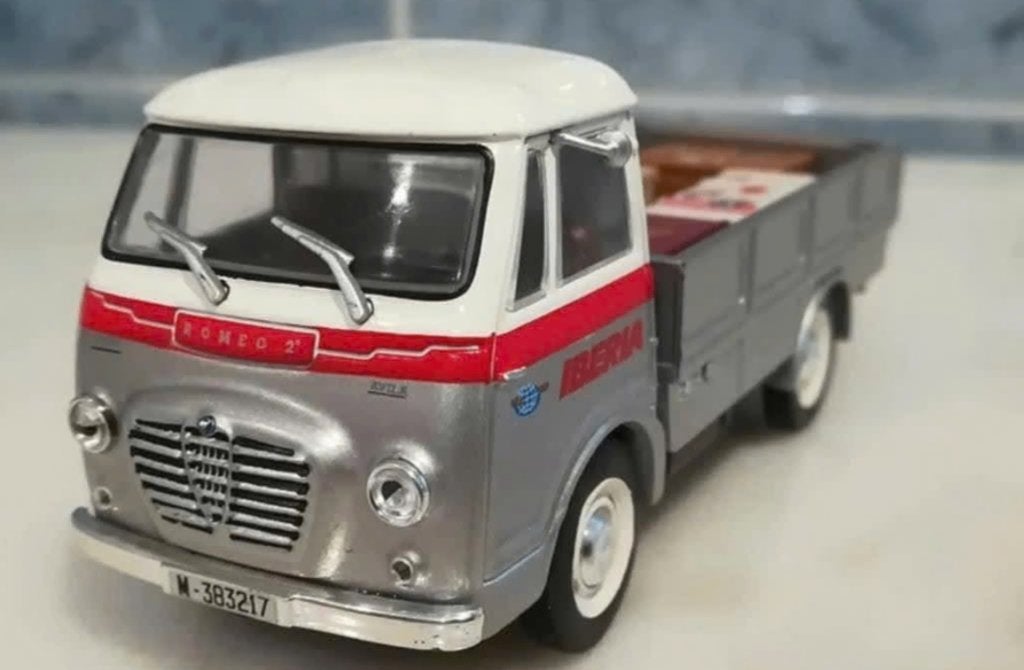 Fadisa Romeo 2 '65 Bagage IBERIA 1/43 reparto / servicio # 2, Verzenden, Nieuw, Auto, Overige merken