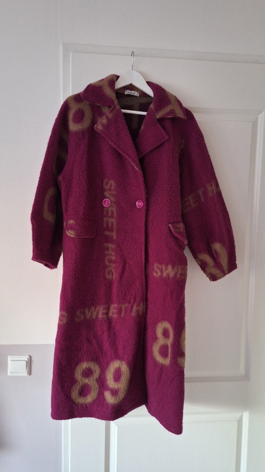 Mooie fuchsia mantel/jas Made in Italy 30% wol draagmt M, Kleding | Dames, Jassen | Winter, Maat 38/40 (M), Paars, Ophalen of Verzenden