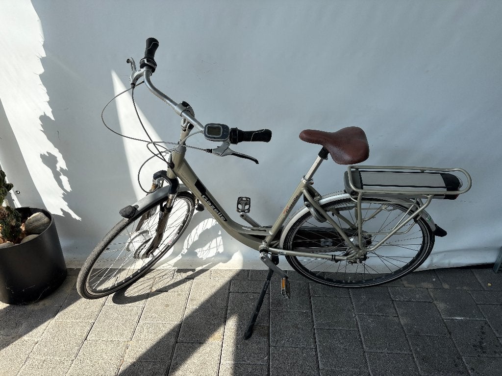 3 e-bikes  – Gazelle & Corratec – opknap / onderdelen, Gebruikt, Pack & Zo, 8801NA, Receptie.franeker@packenzo.nl