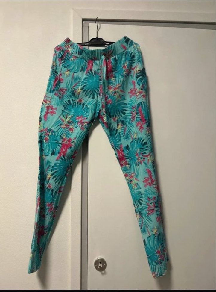Zomerkleding pakket: broeken, rok en jurkje - Maat M, Kleding | Dames, Ophalen, Gedragen, Maat 38/40 (M), Overige kleuren
