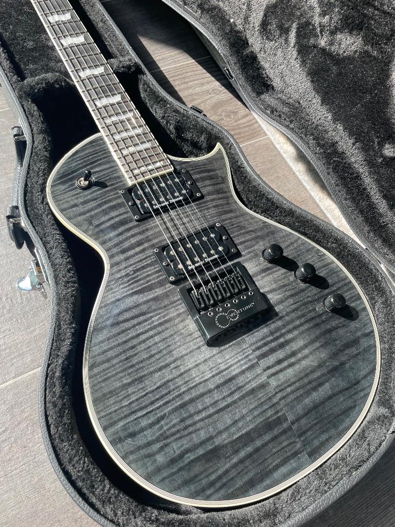 ESP LTD 1000 Eclipse Evertune 2 gitaren, Muziek en Instrumenten, Ophalen, Zo goed als nieuw, Solid body, Overige merken