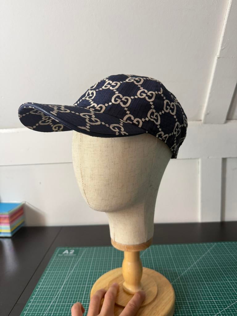 Gucci pet, Kleding | Dames, Hoeden en Petten, Ophalen of Verzenden, Zo goed als nieuw