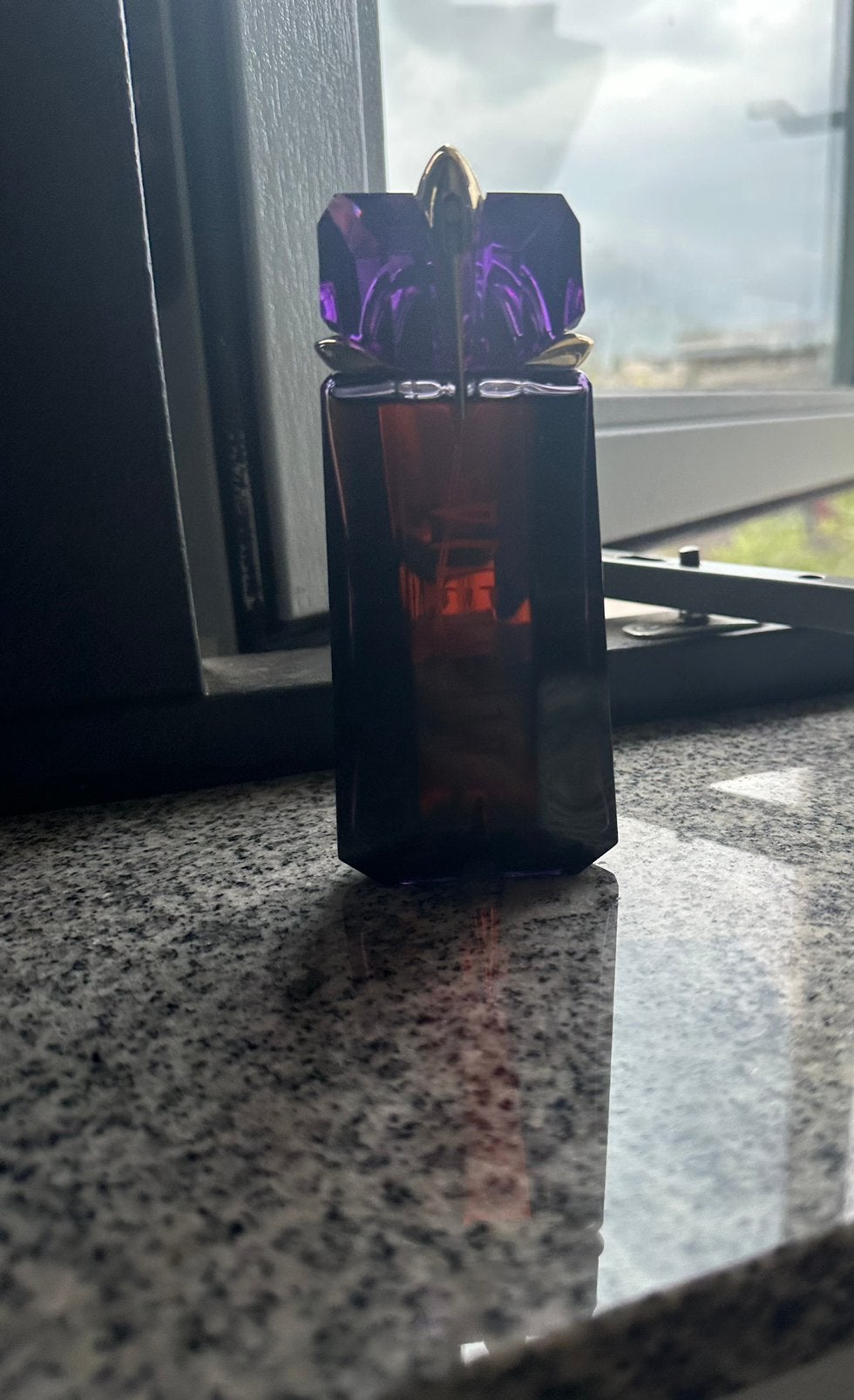Mugler Alien Eau de Parfum 90 ml, Sieraden, Tassen en Uiterlijk, Uiterlijk | Parfum, Ophalen, Zo goed als nieuw