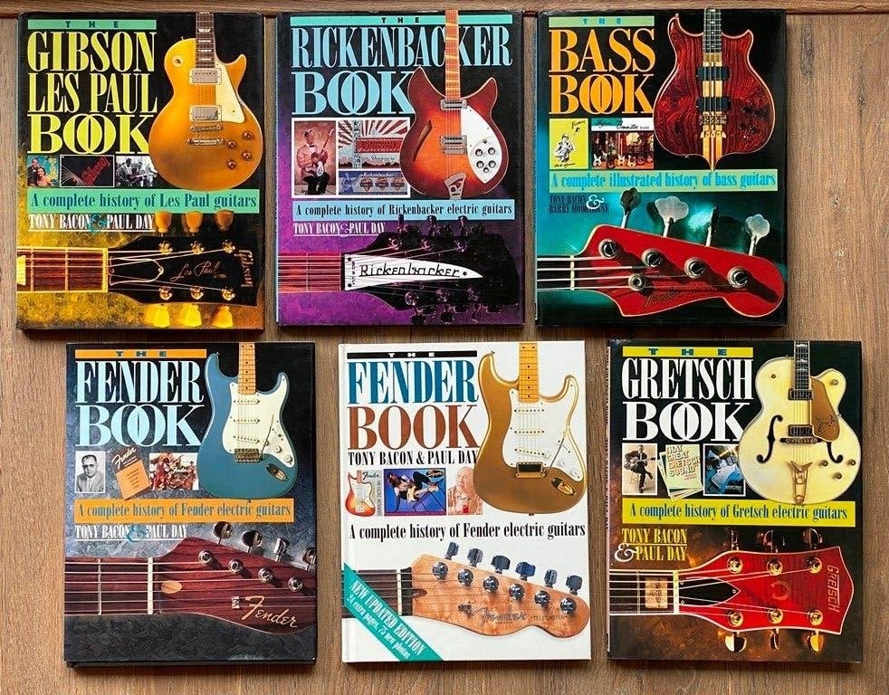 Balafon Gitaarboeken- Tony Bacon/Paul Day /6x /1992 /1e druk, Instrument, Diverse auteurs, Ophalen of Verzenden, Zo goed als nieuw