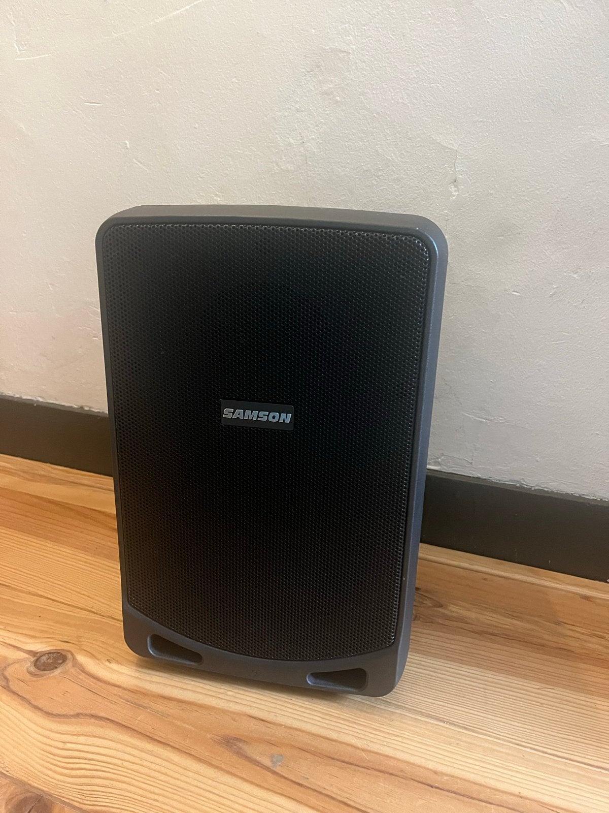 Gratis! Samson Expedition XP106 Draagbare Speaker - Defect, Overige typen, Niet werkend, Minder dan 60 watt, Ophalen