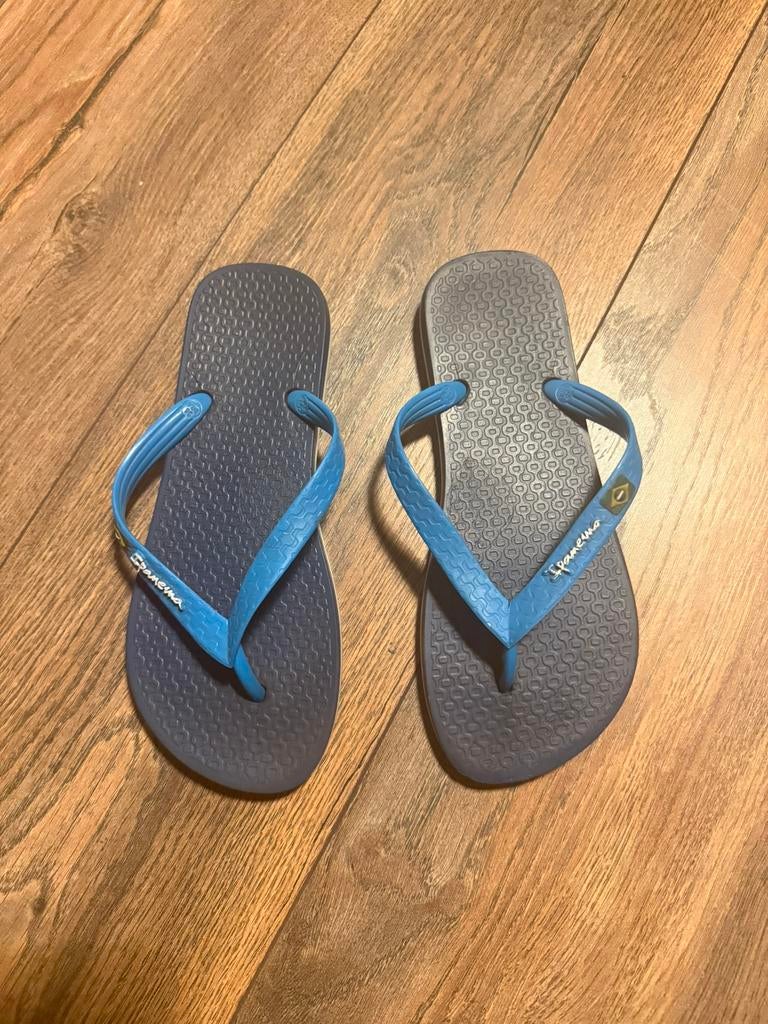 Ipanema blauwe slippers kids in maat 38, Kinderen en Baby's, Babykleding | Schoentjes en Sokjes, Jongetje of Meisje, Overige typen