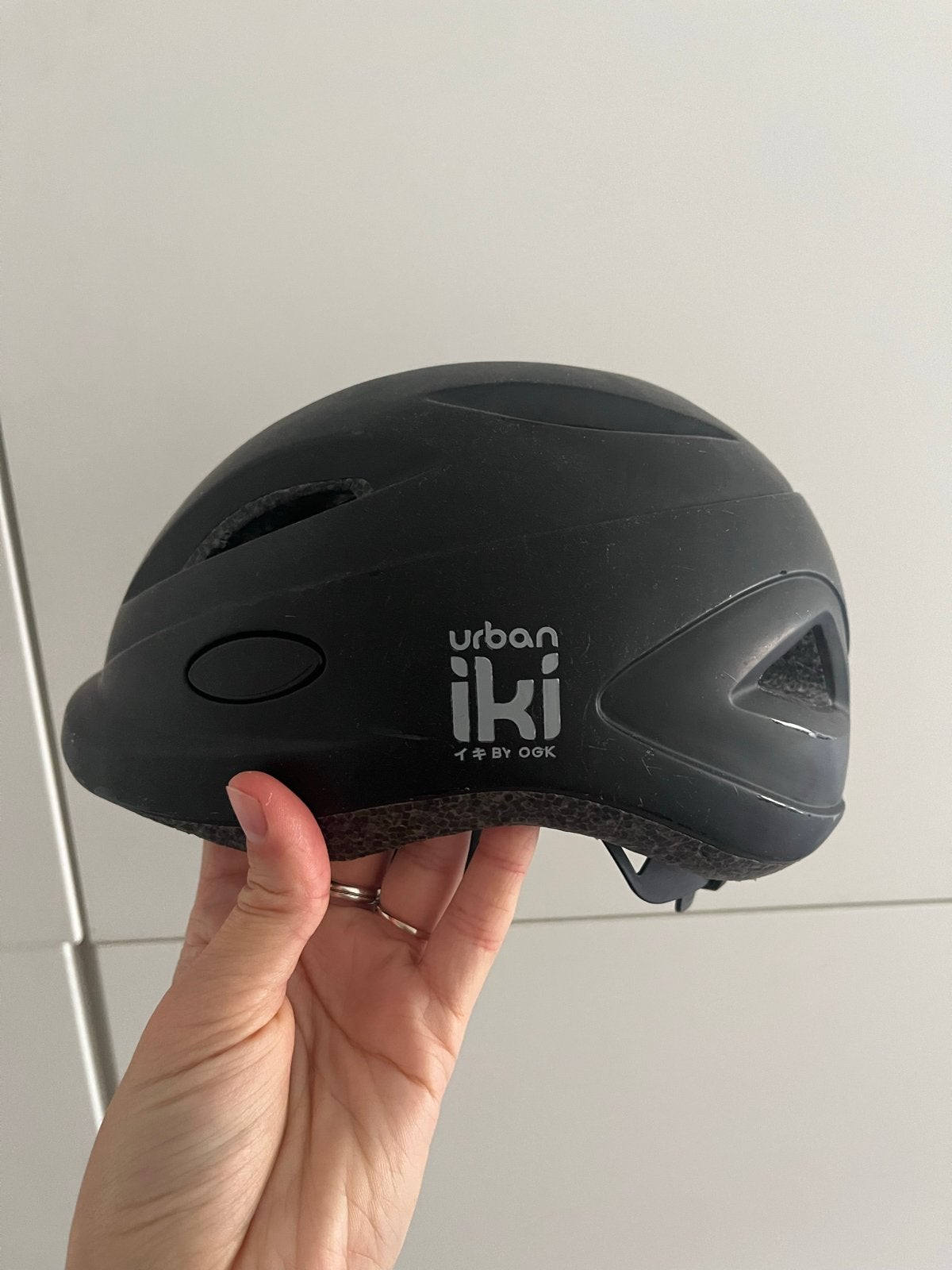 Urban Iki fietshelm zwart XS- Kinderhelm, Fietsen en Brommers, Fietsaccessoires | Fietshelmen, Ophalen of Verzenden, Gebruikt