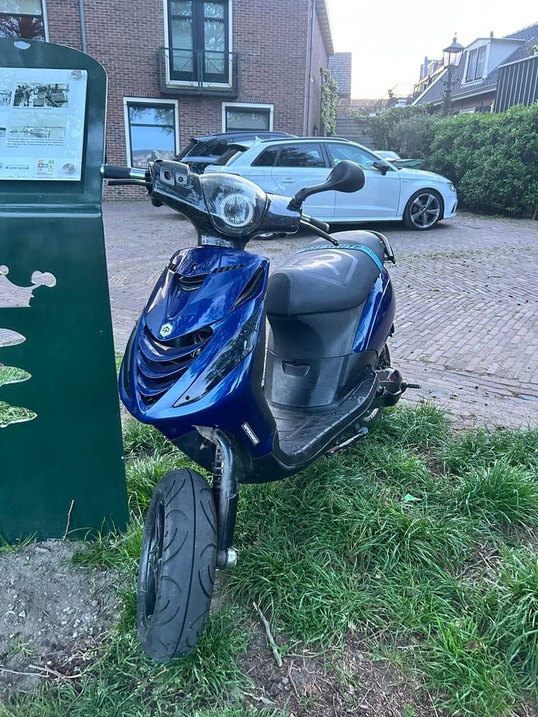 Piaggio zip 125cc Skr lx, Ophalen of Verzenden, Zo goed als nieuw, Benzine, Zip