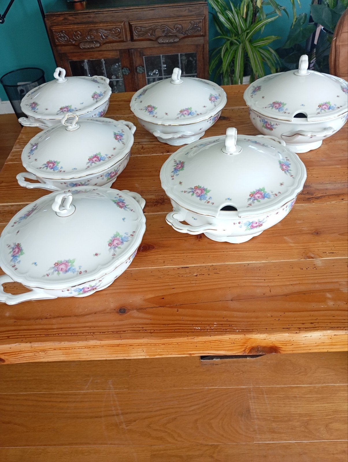 Compleet servies Marie Louise - Vintage met bloemmotief, Huis en Inrichting, Keuken | Servies, Gebruikt, Overige merken, Vintage