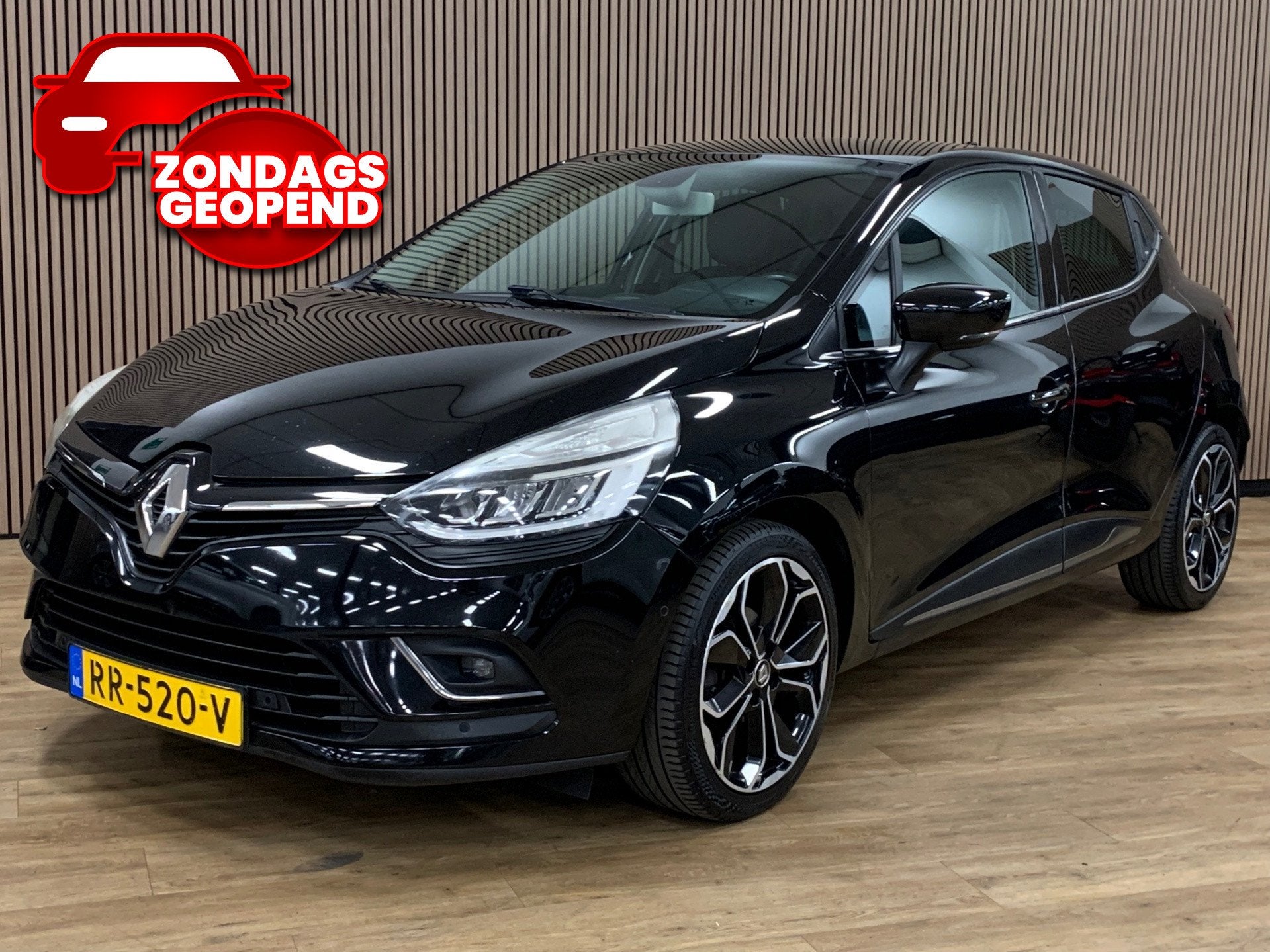 Renault Clio 0.9 TCe Intens|Navigatie|Climate Control|Camera, Auto's, 898 cc, Gebruikt, Leder en Stof, Handgeschakeld