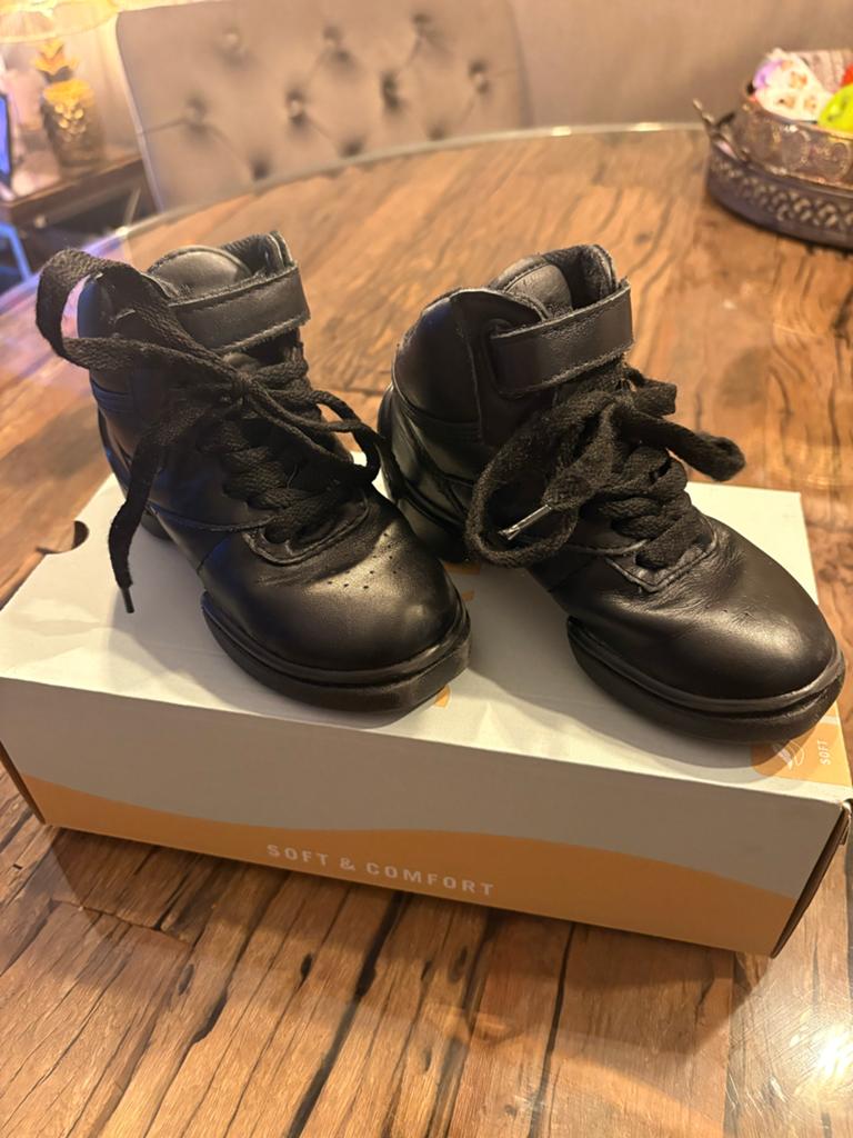 Papillon Dansschoenen Zwart Maat 30, Kleding | Dames, Ophalen, Zwart, Dansschoenen, Zo goed als nieuw