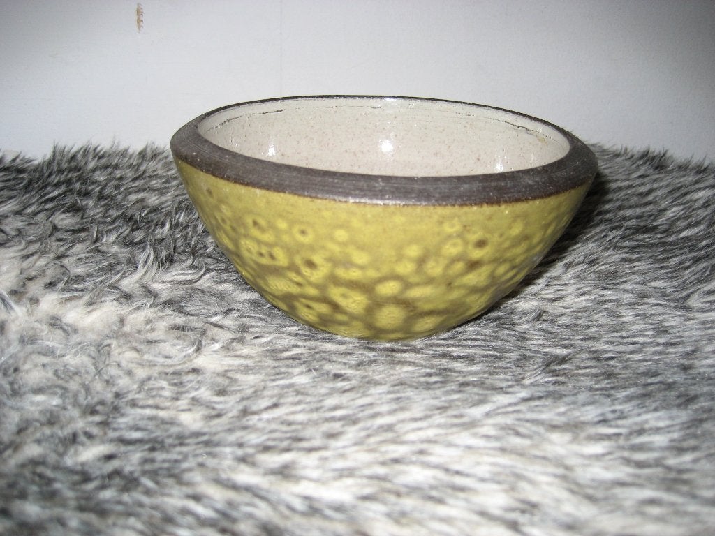 vintage schaal oker bruin gewolkt, Ophalen of Verzenden, Zo goed als nieuw, Rond, Porselein of Keramiek