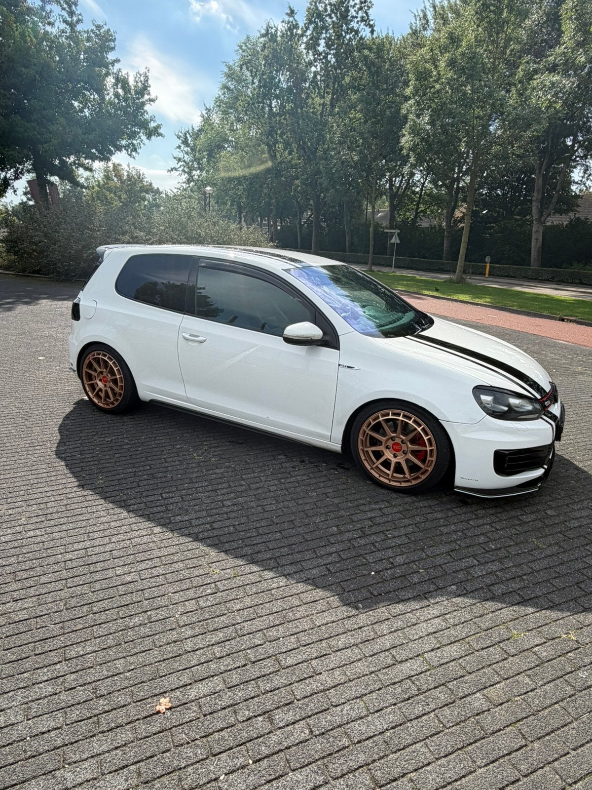 Volkswagen Golf 2.0 GTI 155KW DSG 2010 Wit stage 2 300 hp, 4 cilinders, Wit, 14 km/l, 1314 kg