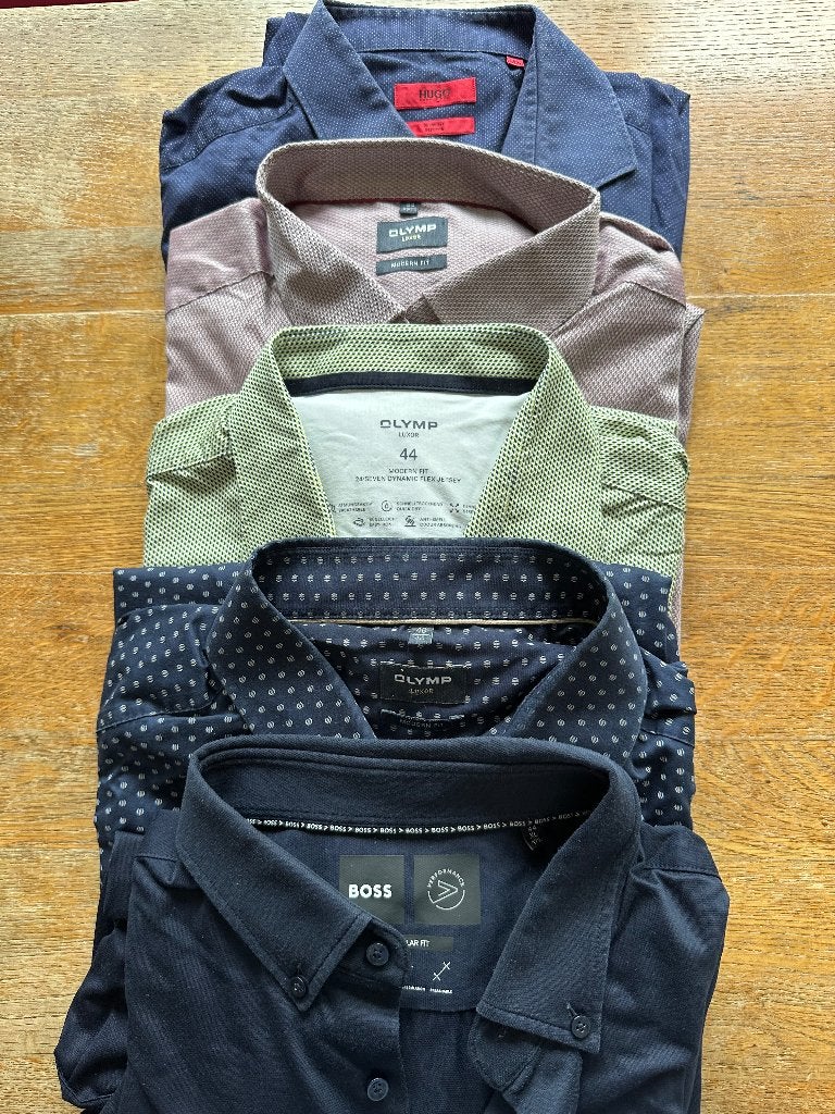23 merk hemden lange mouw ; in zeer goede conditie, Kleding | Heren, Overhemden, Ophalen of Verzenden, Zo goed als nieuw, Overige kleuren