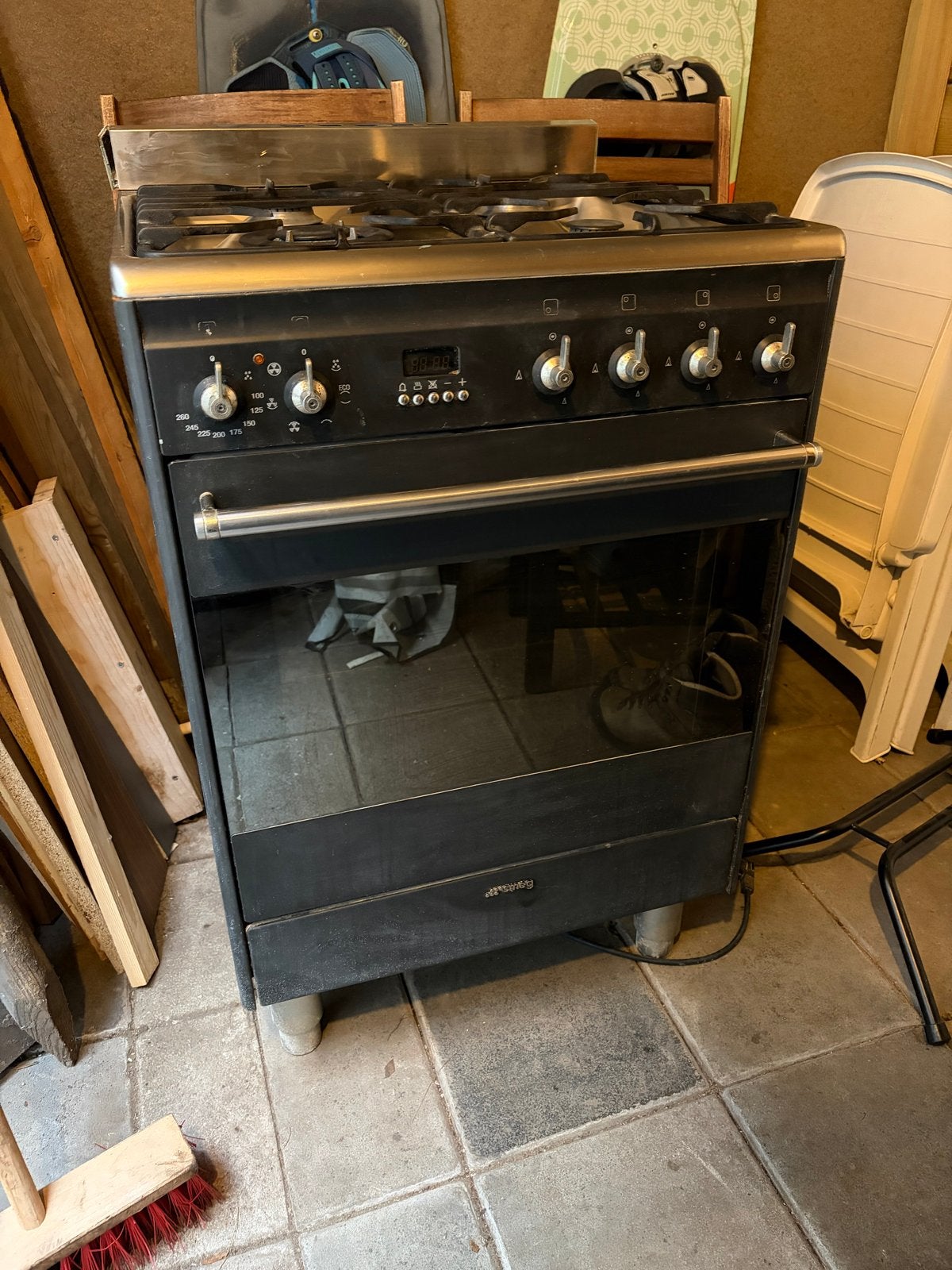 Smeg Fornuis (4 pit) met Gas Kookplaat en Oven, Ophalen, Gebruikt, Hete lucht, 60 cm of meer