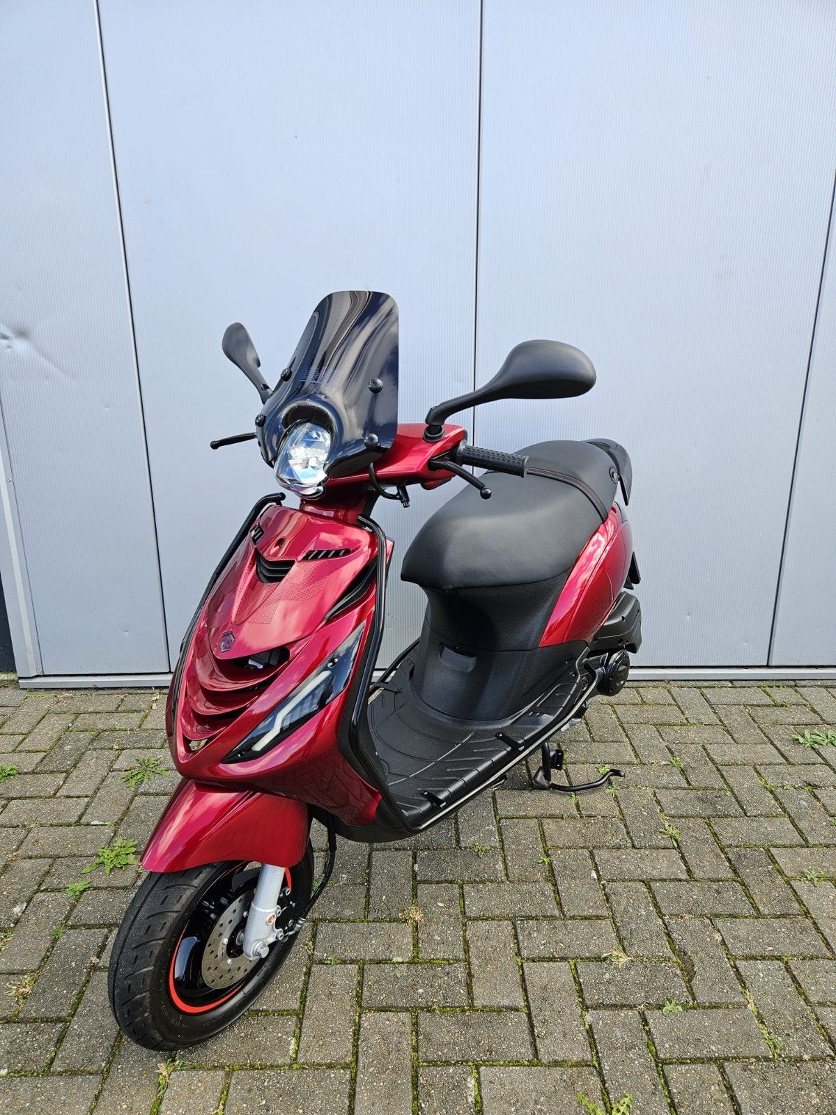 Piaggio Zip Sp Custom 45Km BROM 2024 Candy Red Full Option, 1161AK, Bos Scooters, Zip, Ophalen of Verzenden