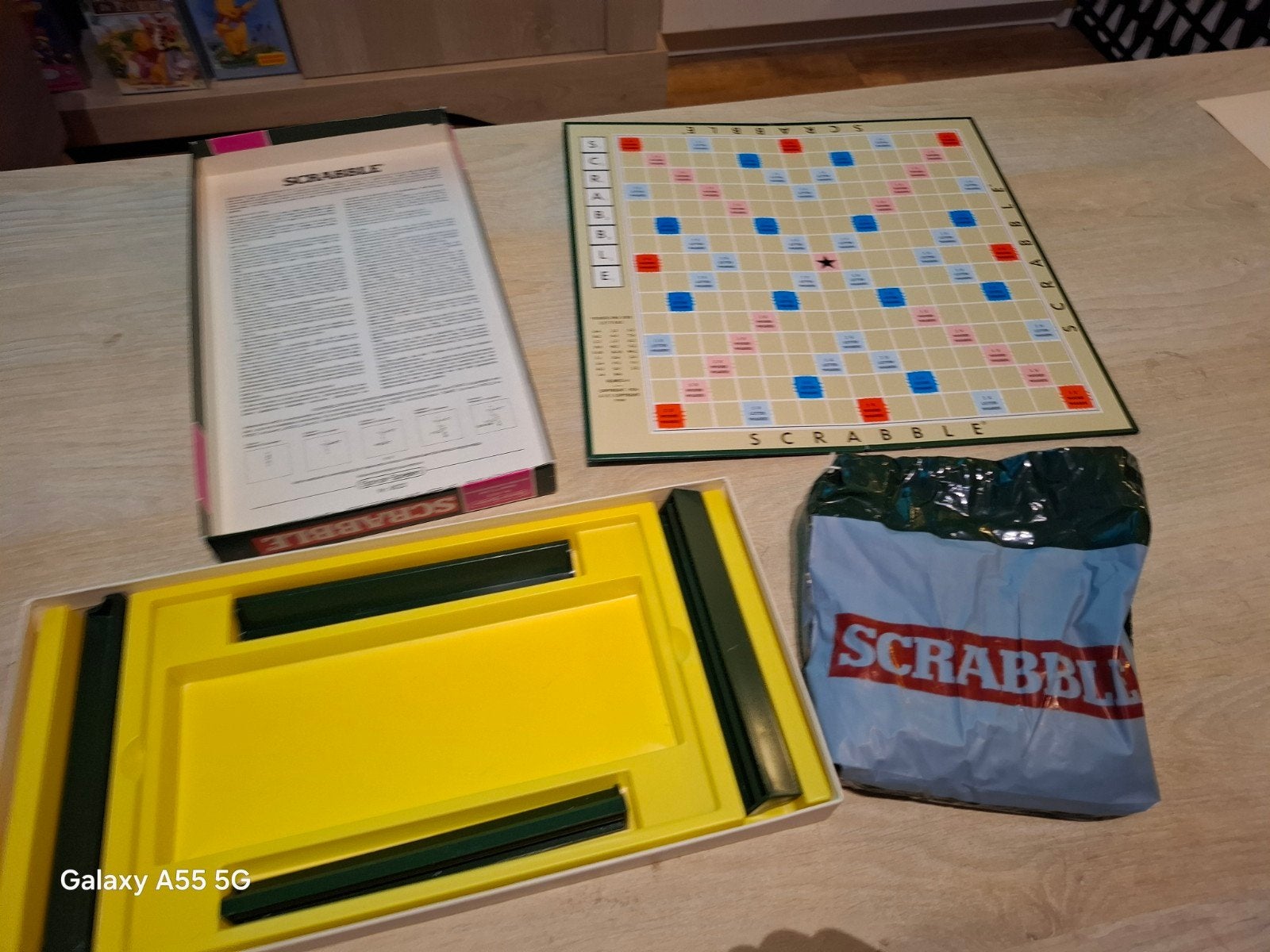 Scrabble Bordspel - Nederlandse Uitgave, Postbus 515, 1180 AM Amstelveen, Drie of vier spelers, Mattel, Gebruikt