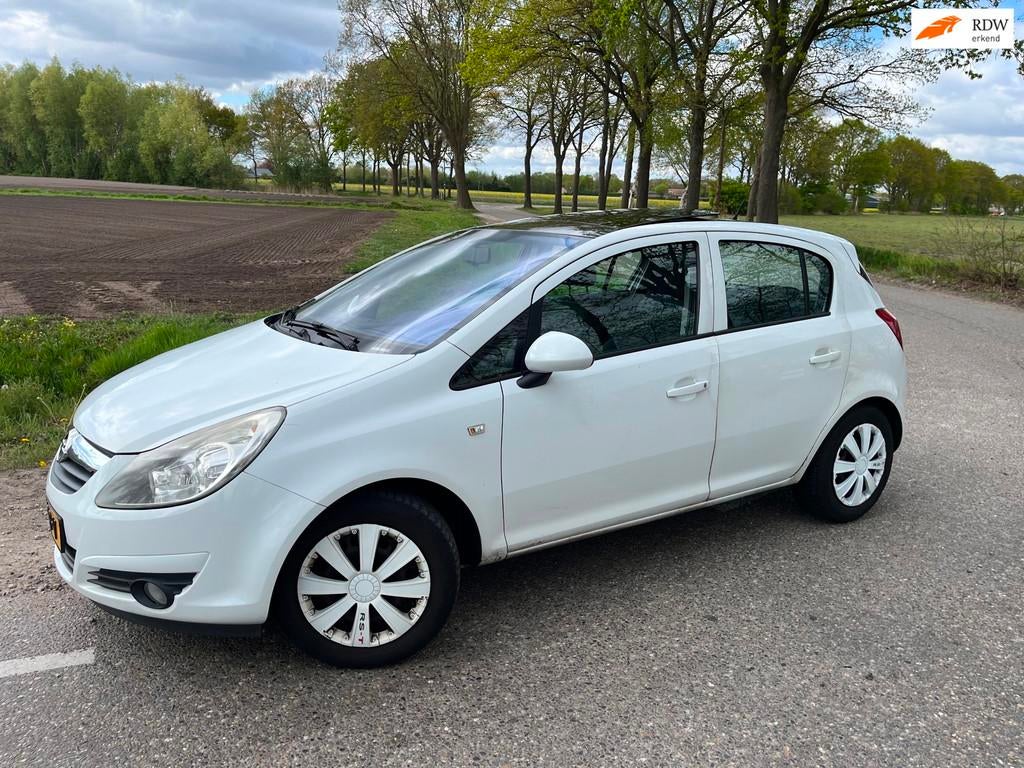 Opel Corsa 1.4-16V Edition, Voorwielaandrijving, 1063 kg, Gebruikt, 4 cilinders