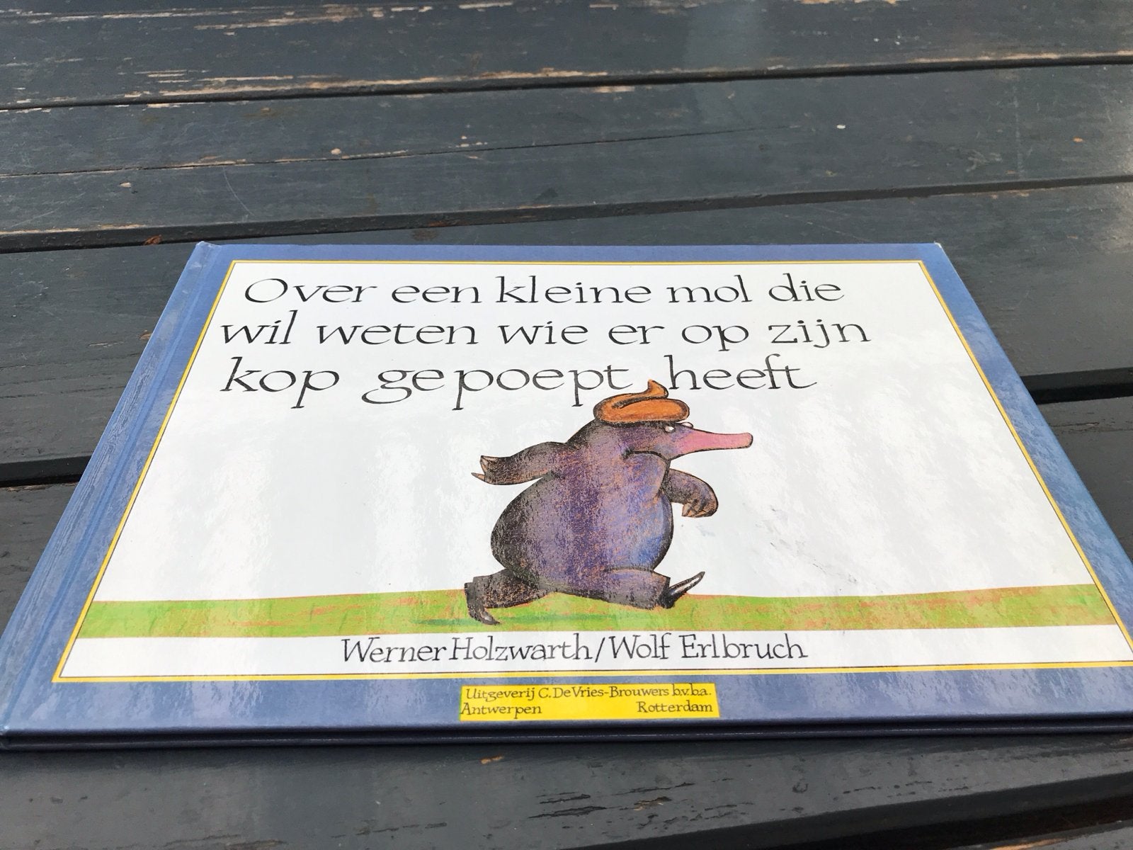 Over een kleine mol die wil weten wie er op zijn kop gepoept, Boeken, Ophalen of Verzenden, Gelezen, 2 tot 3 jaar