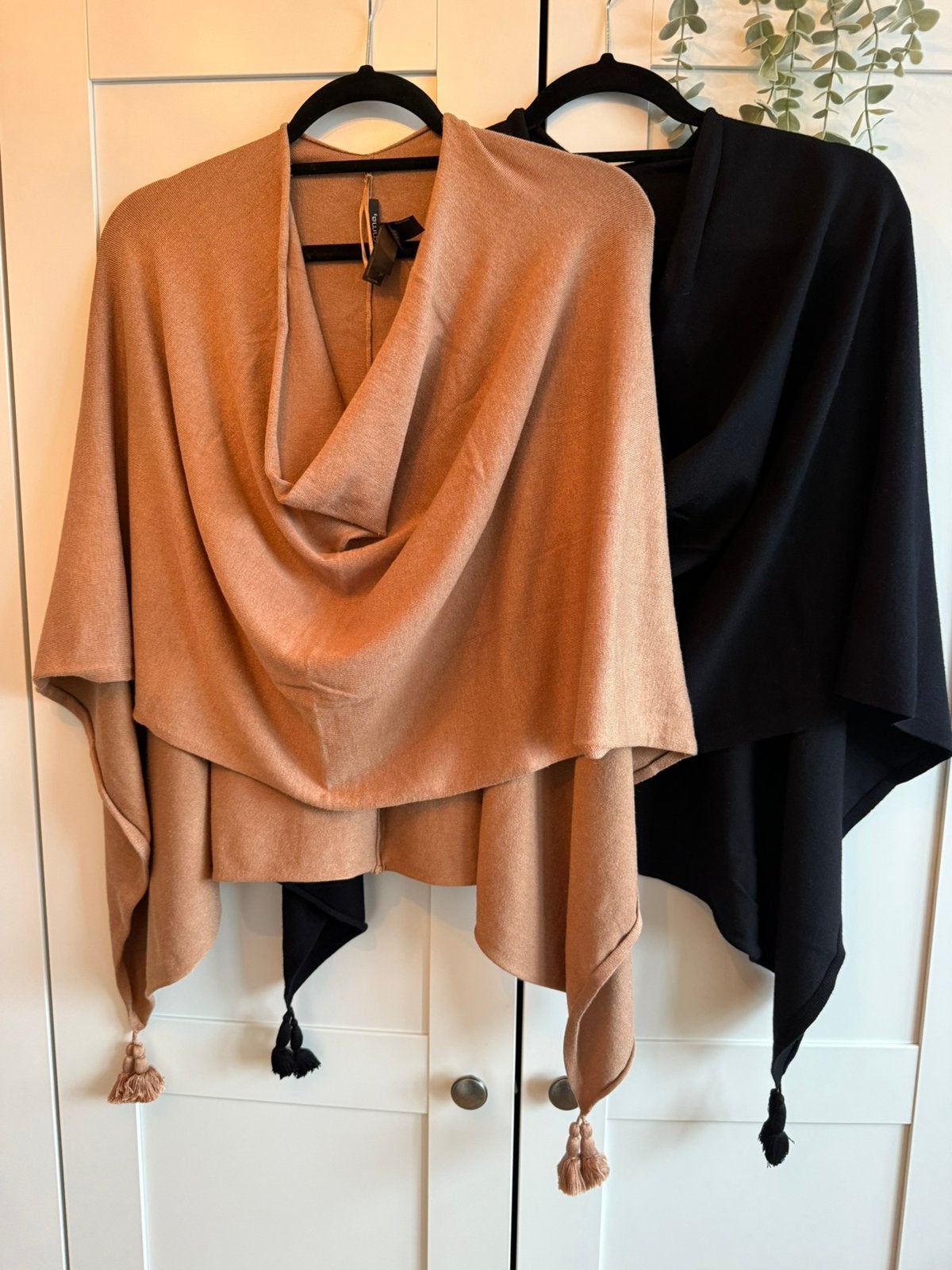 Comma, nieuwe camel poncho met kwasten, Maat 38/40 (M), Bruin, Nieuw, Comma