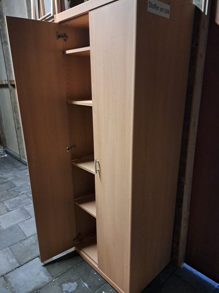 kast, Ophalen, Gebruikt