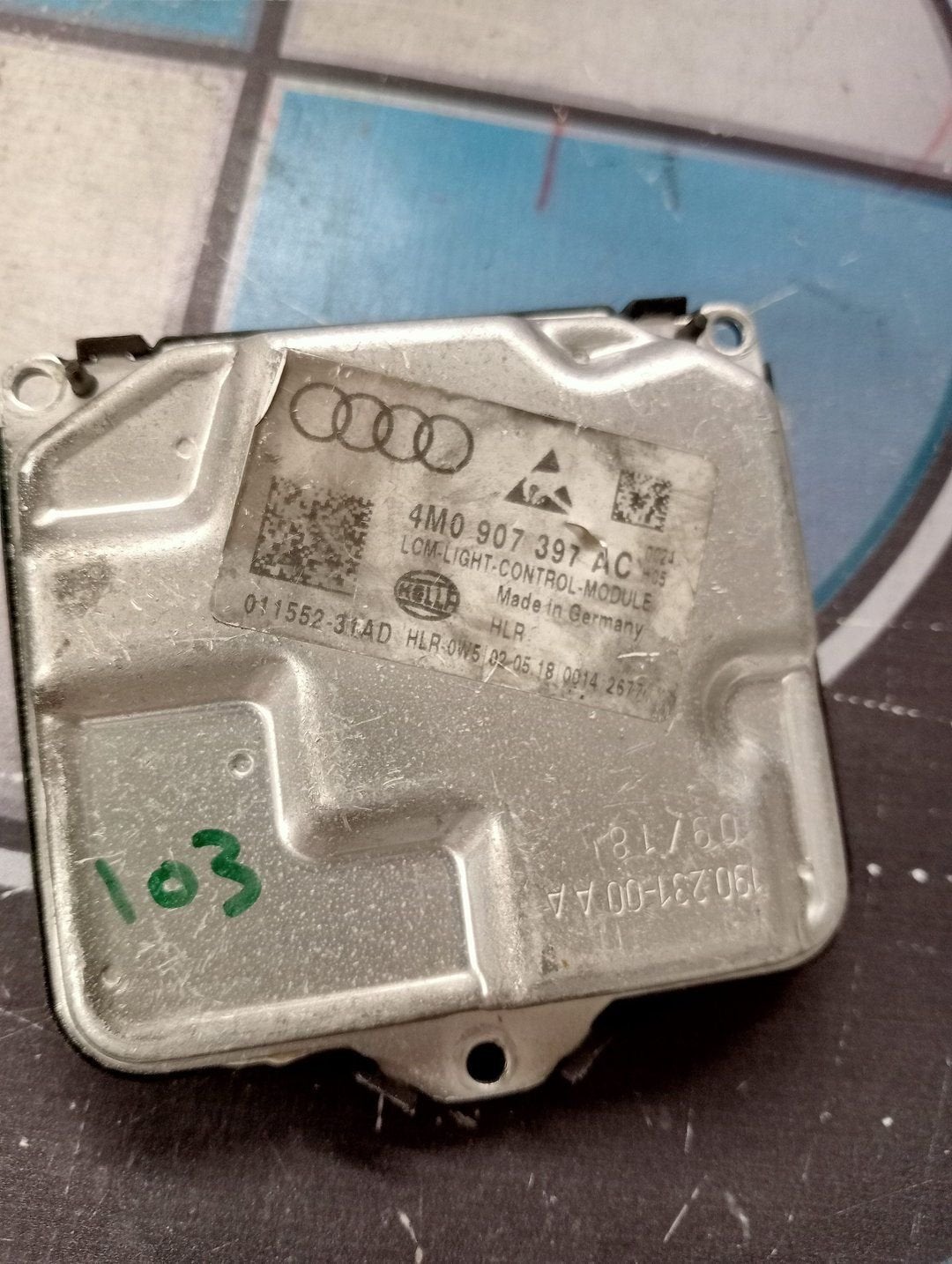 Hella 4M0 907 397 AC - 4M0907397AC module gebruikt, Gebruikt, -, -, -