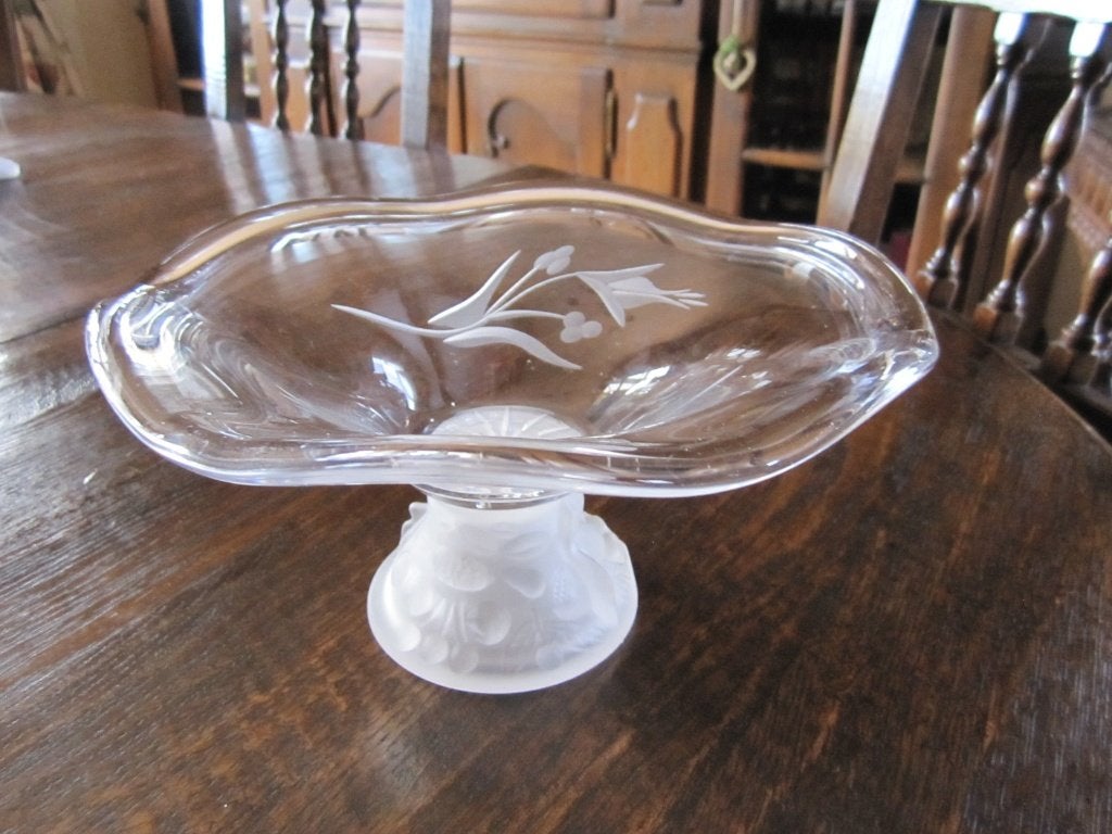 Mooie getrokken glas bowl op satin glas voet -, Verzenden
