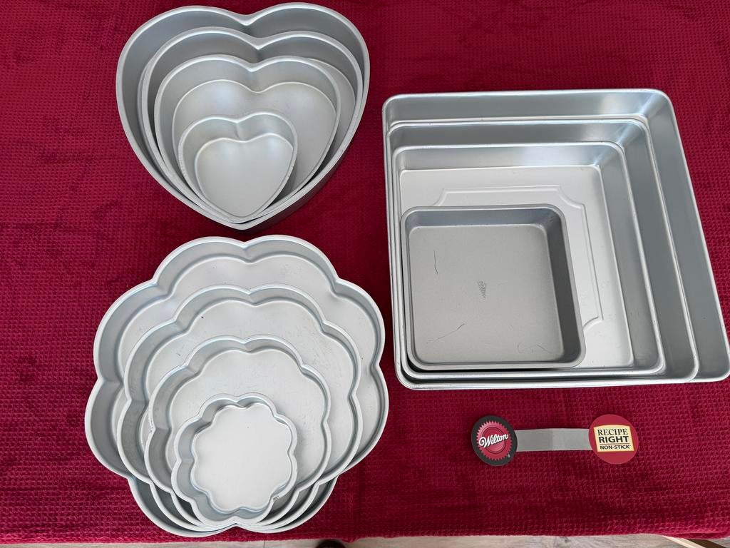 Wilton Bakvormen Set - Hart, Bloem & Vierkant, Ophalen of Verzenden, Zo goed als nieuw, Taarten, Bakvorm