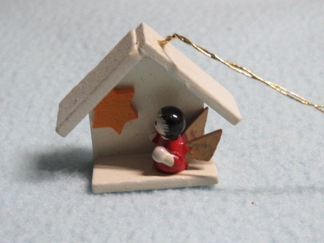 Vintage houten kerstboomhangertje engel en ster in stal, Ophalen of Verzenden, Zo goed als nieuw