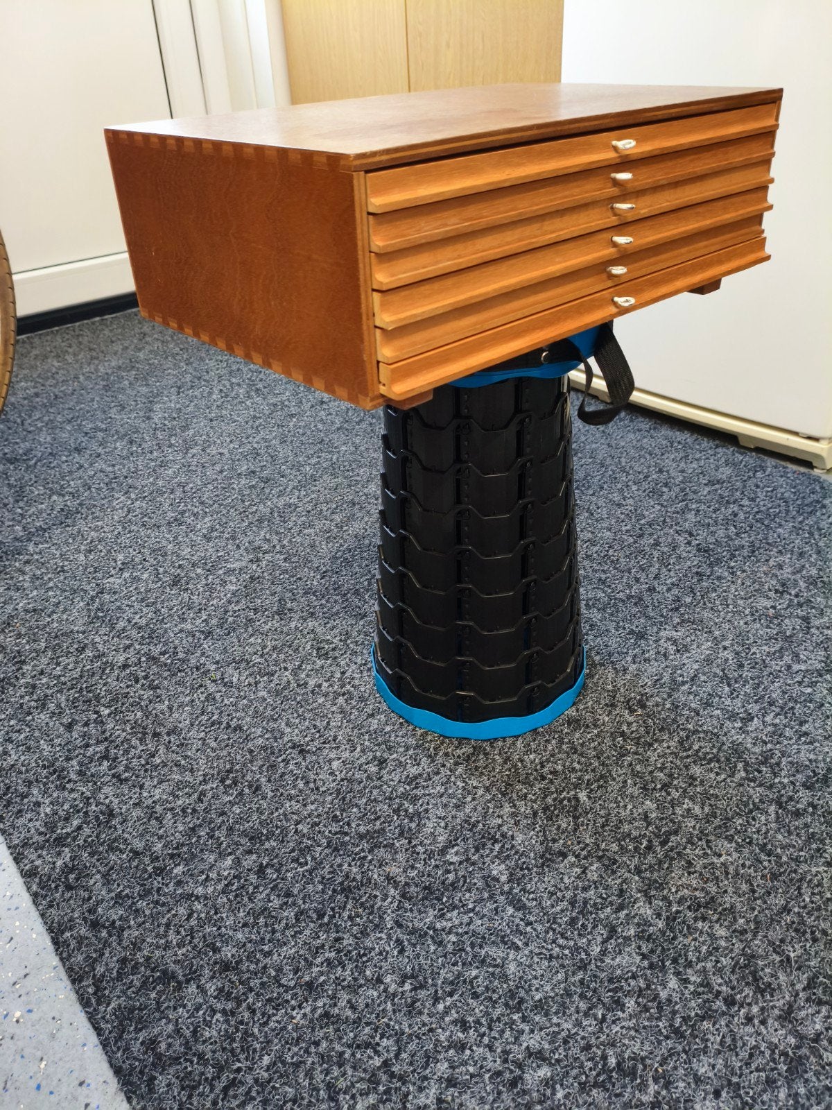 Montessori Geometrisch kastje, Ophalen