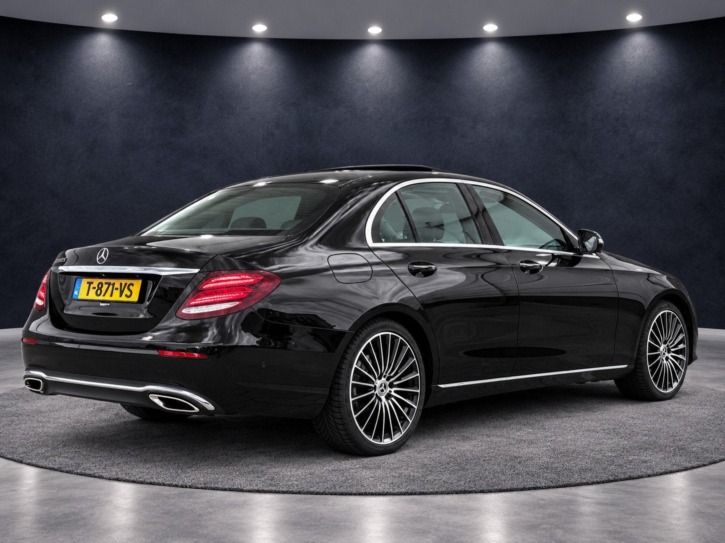 Mercedes-Benz E-klasse 200 Prestige Plus PANO|CAMERA, Auto's, Dealer onderhouden, Achterwielaandrijving, Gebruikt, Euro 6