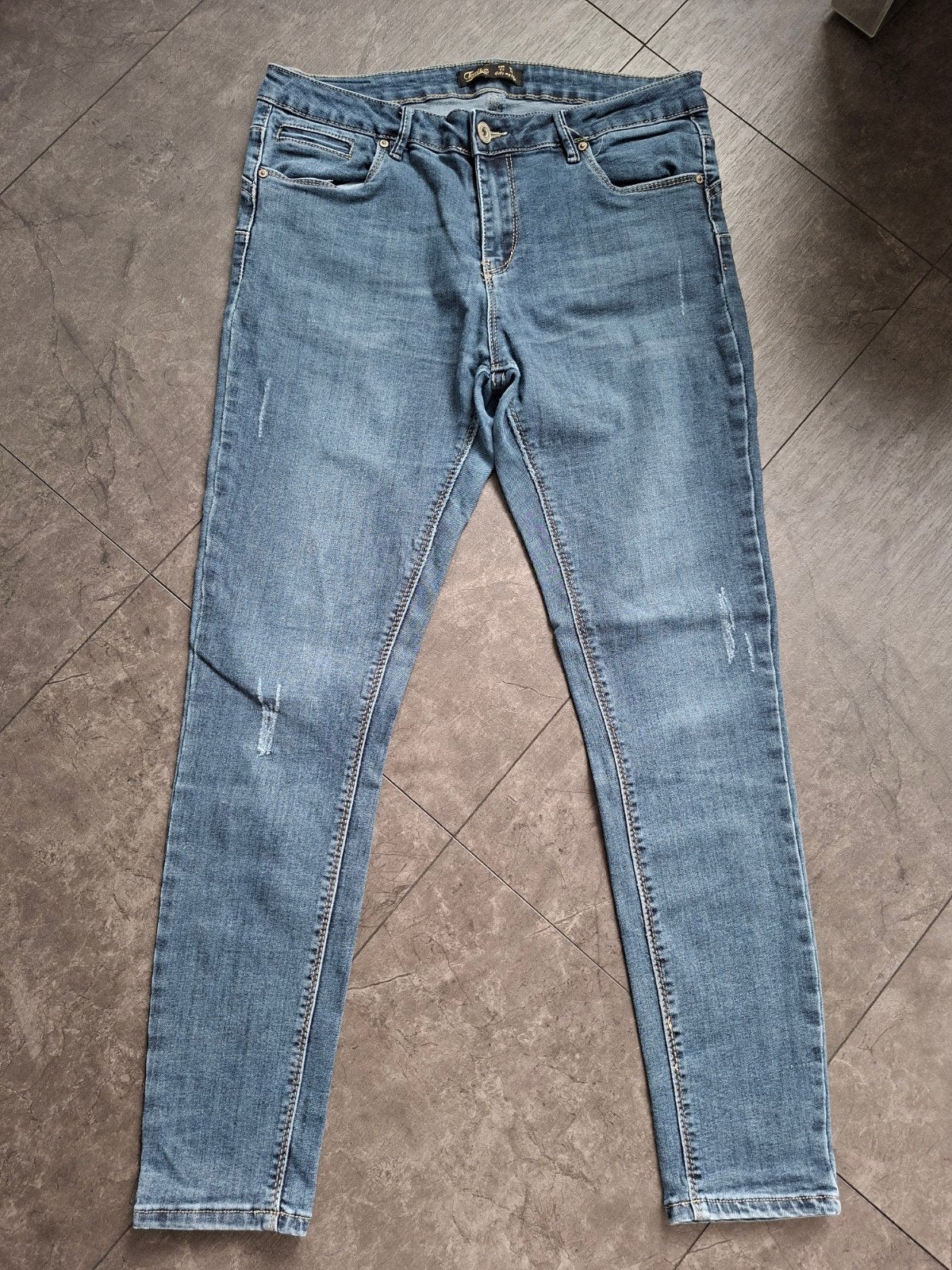 Toxik3 push up jeans mt. 42 - Zo goed als nieuw, Blauw, Ophalen of Verzenden, Zo goed als nieuw, W33 - W36 (confectie 42/44)