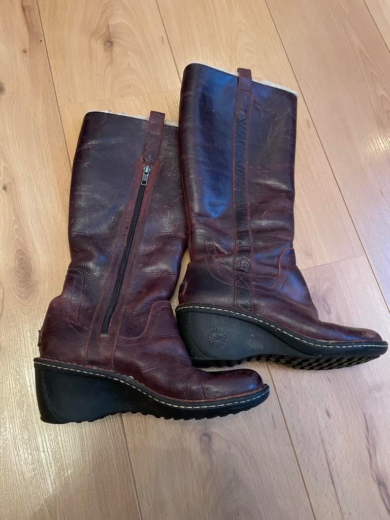 Ugg leren laarzen met sleehak, maat 36, Ophalen of Verzenden, Gedragen, Bruin, Hoge laarzen