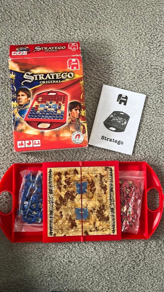 Jumbo stratego reisspel, Hobby en Vrije tijd, Gezelschapsspellen | Kaartspellen, Ophalen of Verzenden, Zo goed als nieuw
