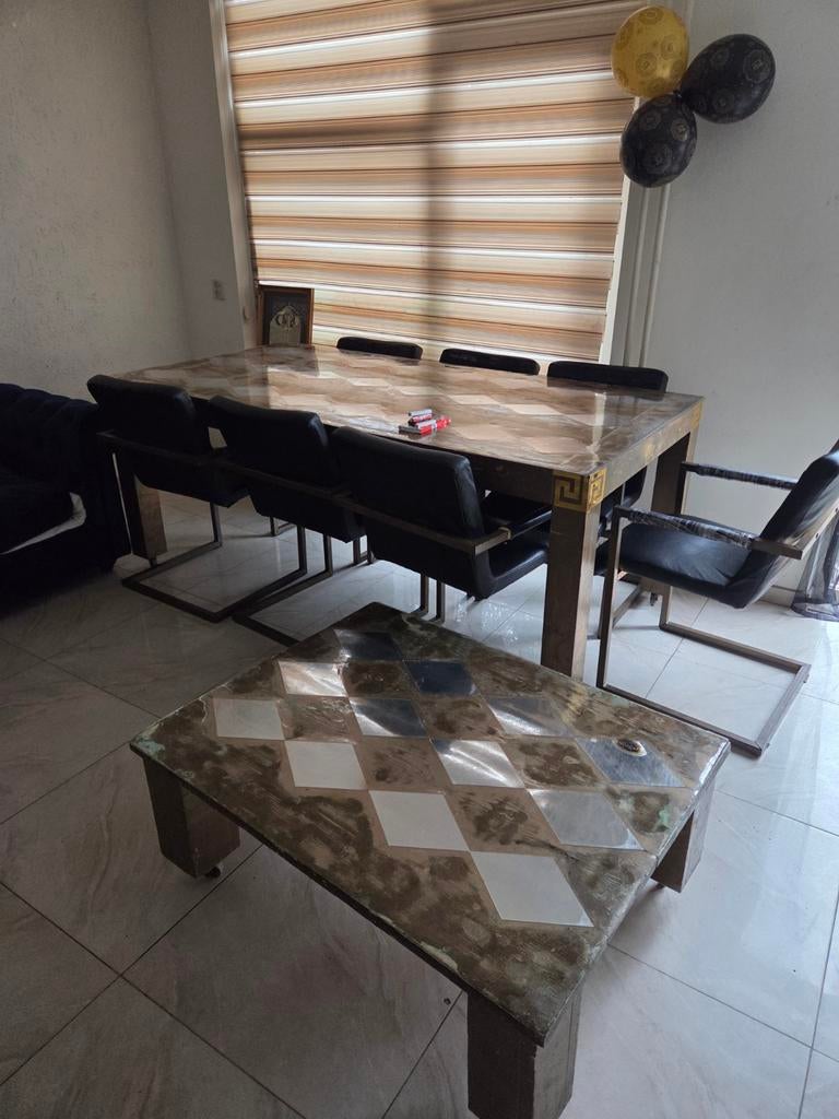 Stevige eettafel met 8 stoelen en salontafel, Ophalen of Verzenden, Gebruikt, Modern, 4 tot 6 stoelen