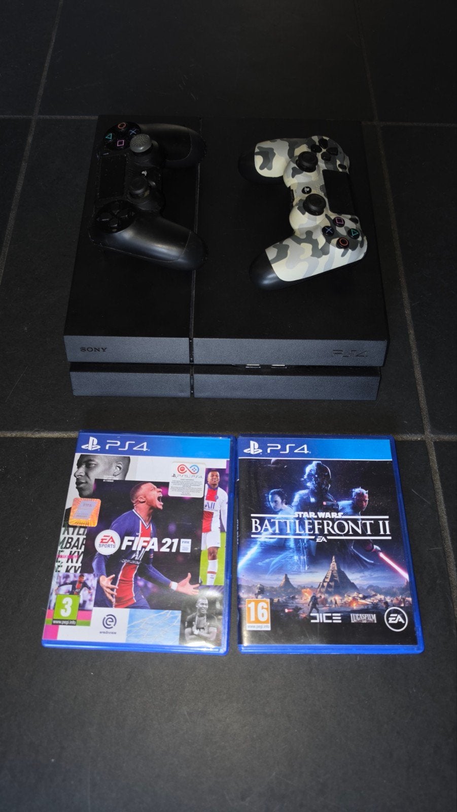 Sony PS4 + Upgraded Samsung SSD 1TB + 2 controllers en game, Gebruikt, Met 2 controllers, Ophalen of Verzenden, 1 TB