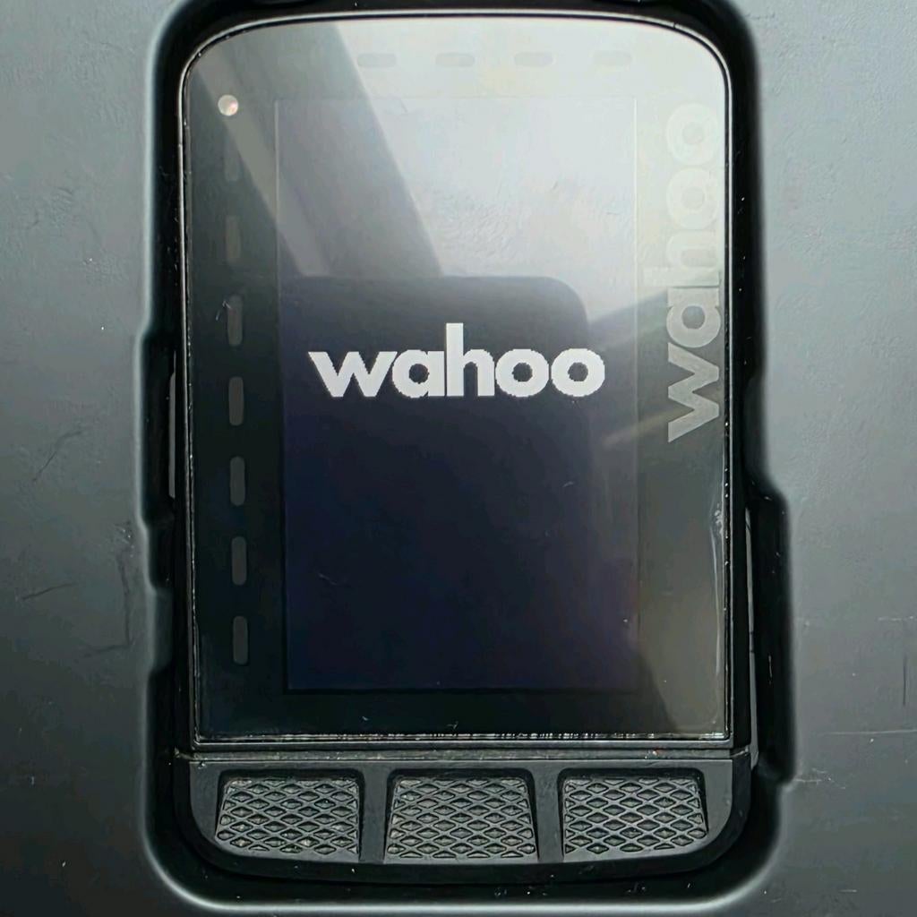 Wahoo Elemnt Roam, je kan ook onderweg aanp + cadanssensor, Verzenden, Cadanssensor, Zo goed als nieuw