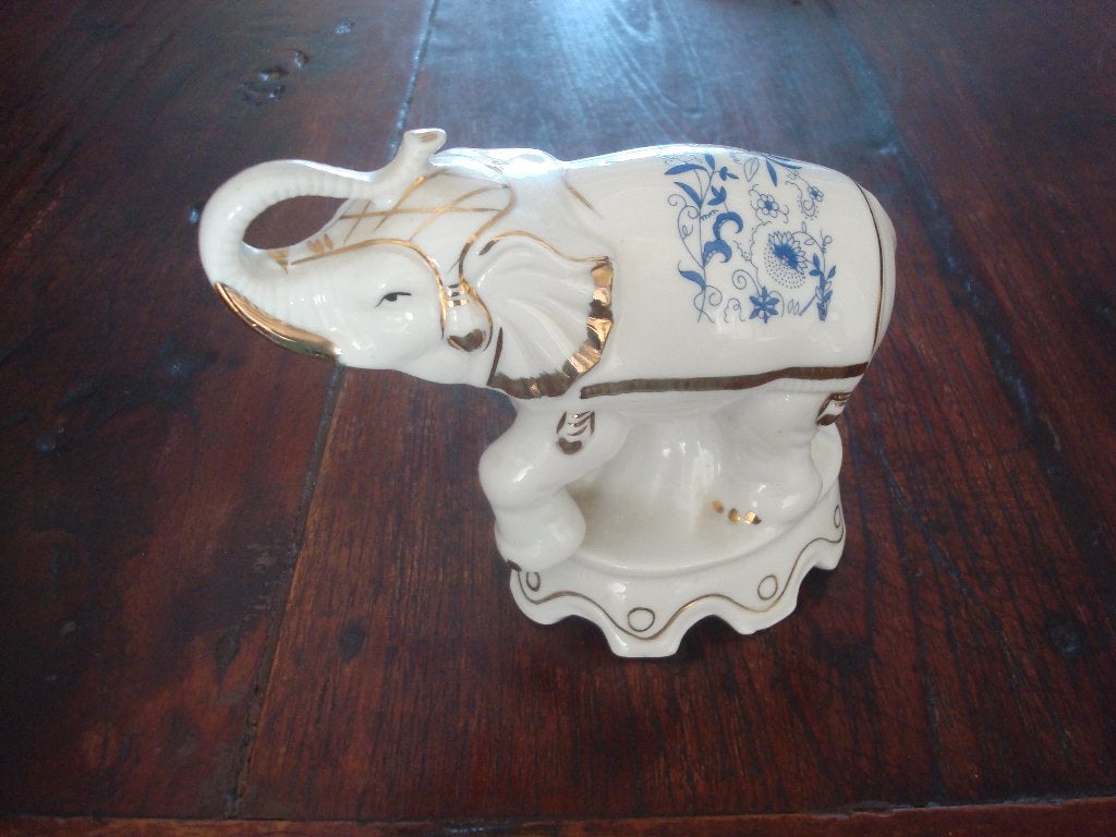 Beeld Porselein olifant, Ophalen of Verzenden, Zo goed als nieuw, Dier