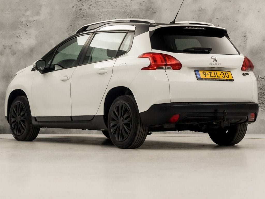 Peugeot 2008 1.2 PureTech Sport Automaat (PANORAMADAK, NAVIG, Auto's, Peugeot, 12 maanden, 1199 cc, 82 pk, 770 kg